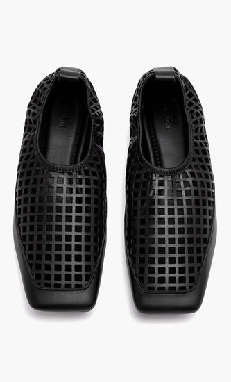 PERFORATED SQUARE TOE FLAT