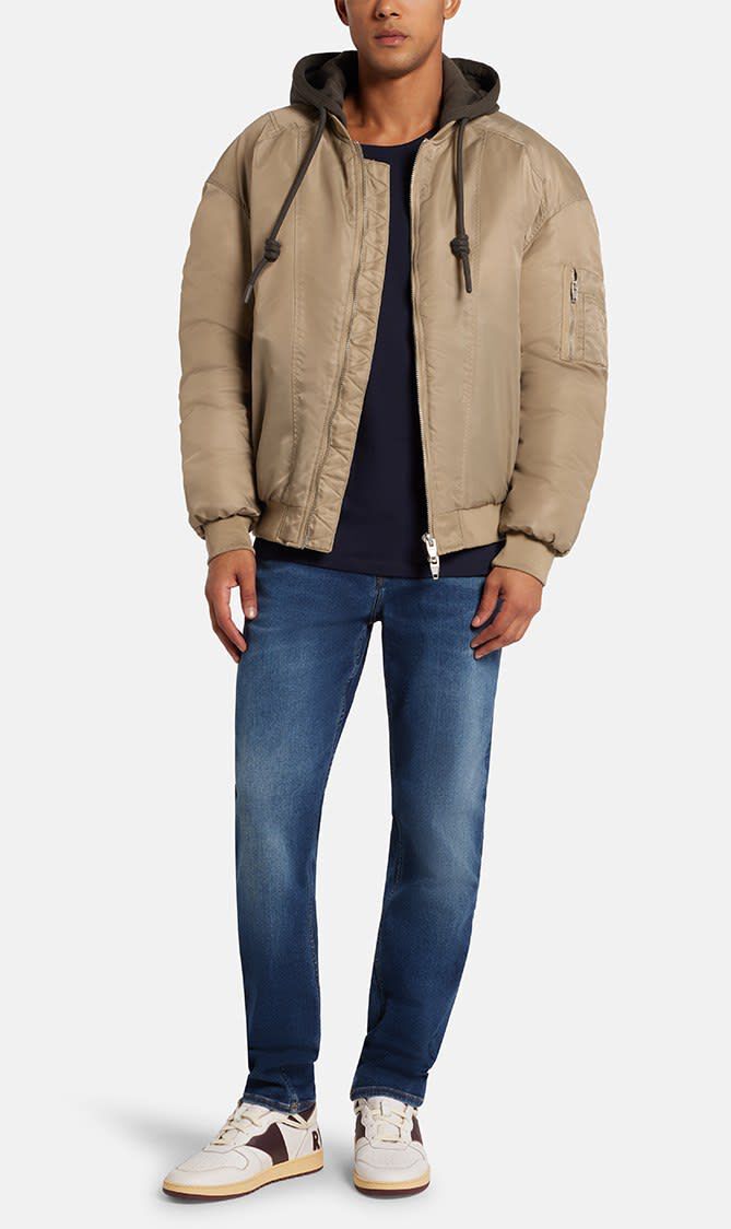 Mid Waist Slim Jeans