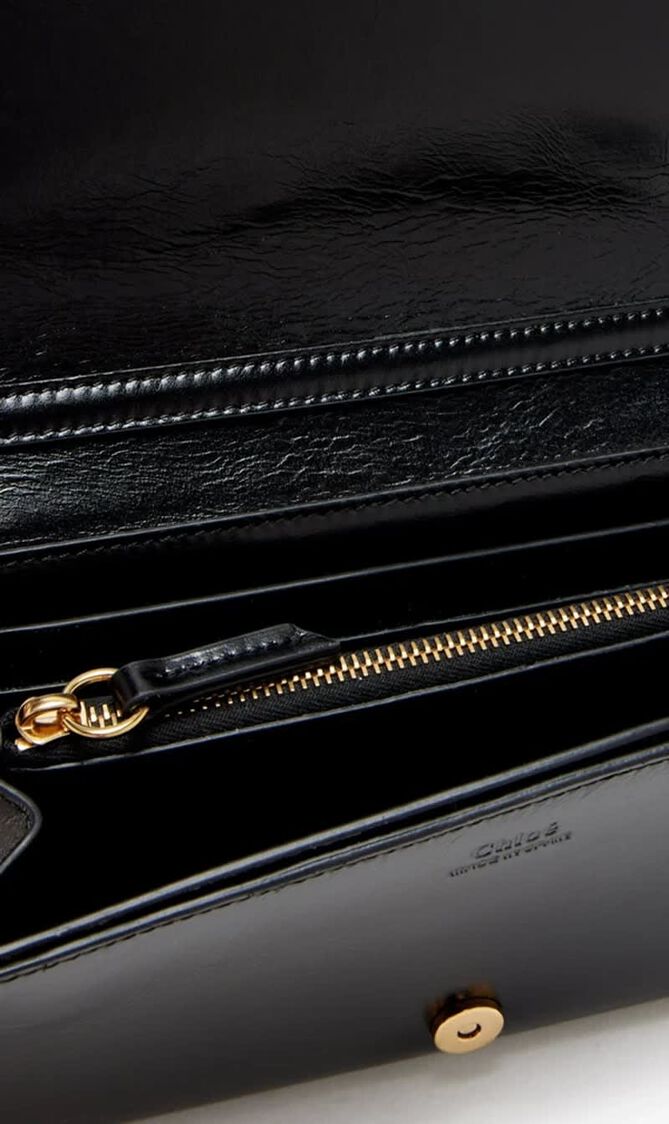 Iconic Flap Chain Wallet