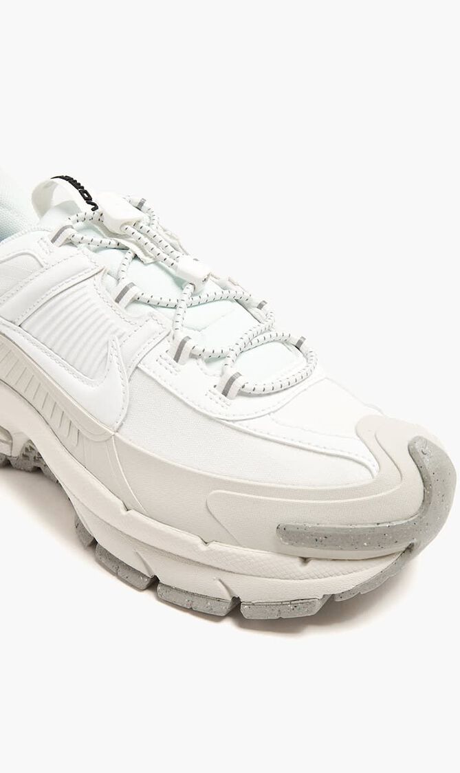 Zoom Vomero 5 Roam Sneakers