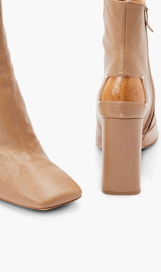 AVP TABI CHAMOIS ANKLE BOOT