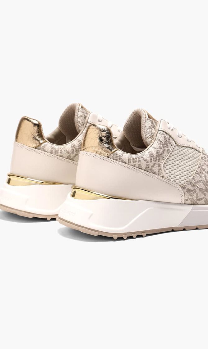 Jaime Sneakers