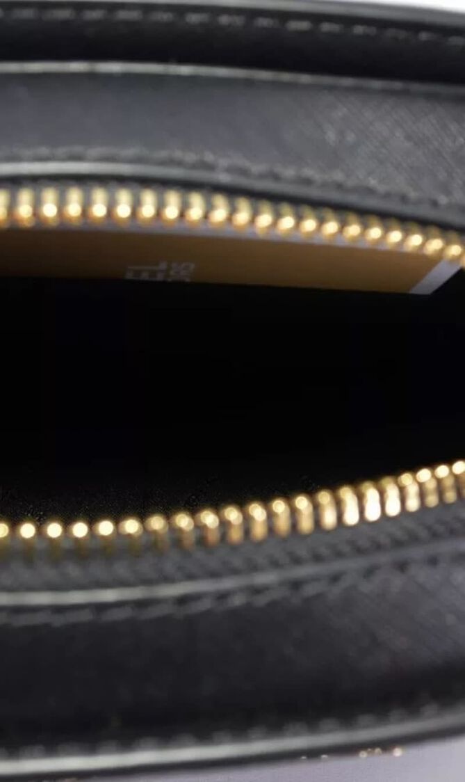 Jet Set Travel Leather Crossbody Bag