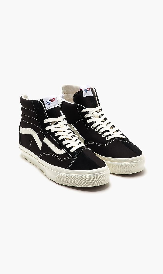 Clash the Wall LX Sneakers