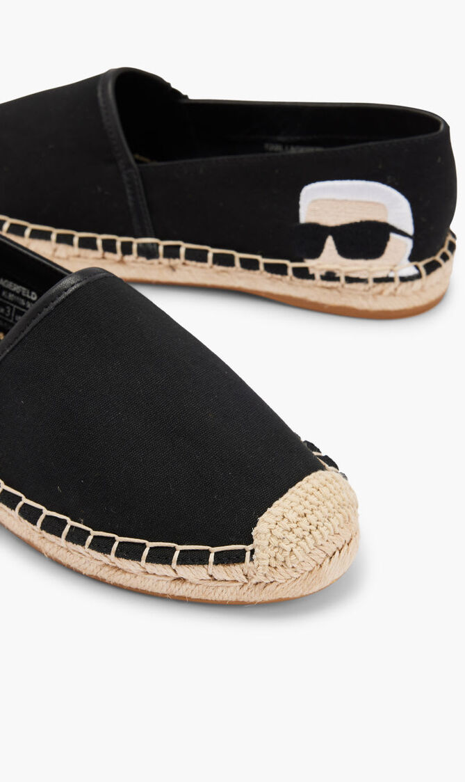 KAMINI-EMBRO NFT SLIP ON KAMINI-EMBRO NFT SLIP ON