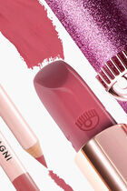 CHIARA FERRAGNI KISS ESSENTIAL 12 KISS FIERCELY LIP STICK 3 5G KISS MARKER LIP LINER 1 45G LIP KIT