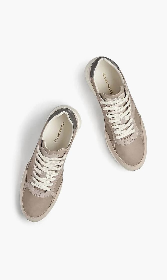 Jet Runner Sneakers Jet Runner Sneakers