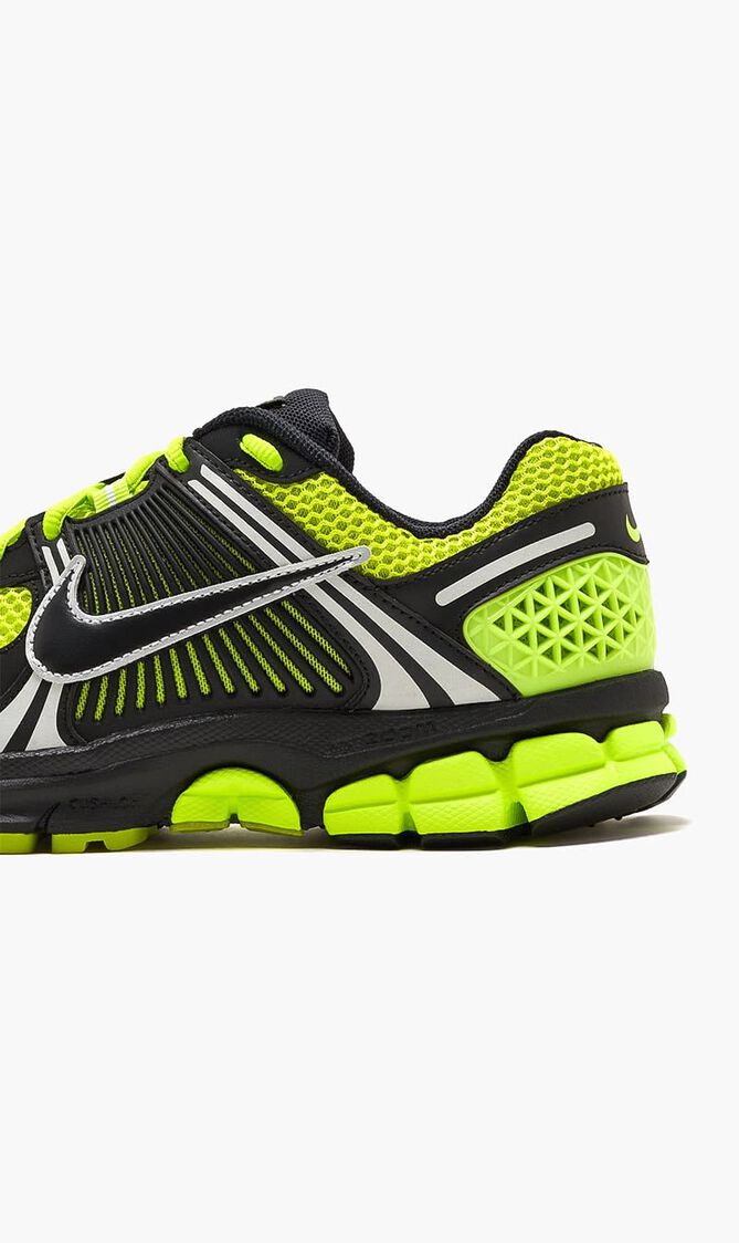 W NIKE ZOOM VOMERO 5