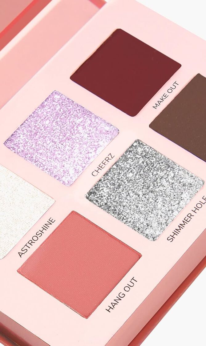 CHIARA FERRAGNI PLATINUM EDITION EYESHADOW KIT 6 COLORS