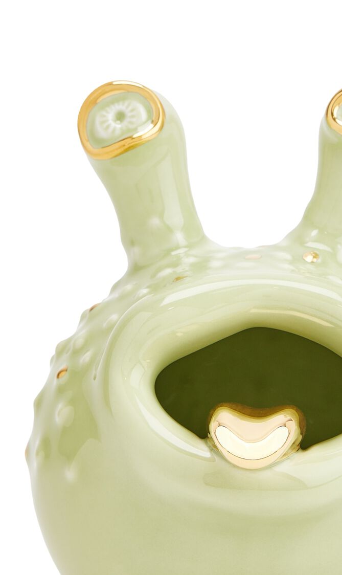 منفضة هاس غران منفضة هاس غران