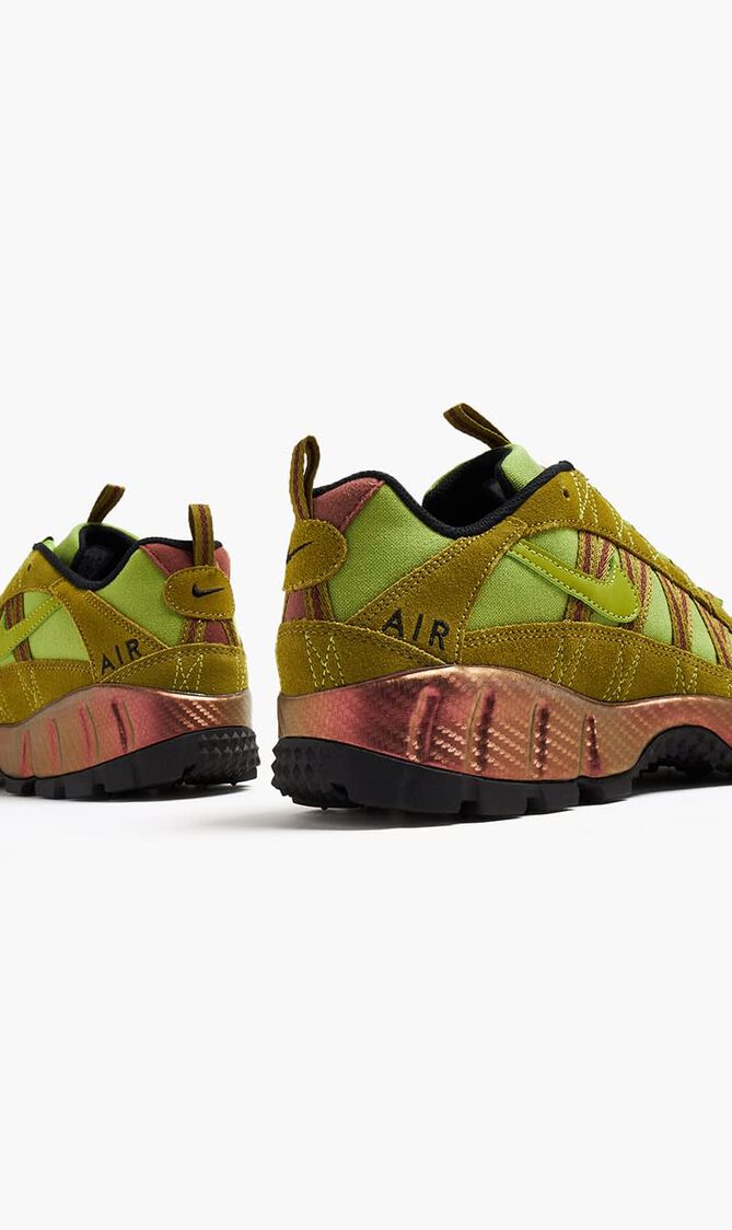 Nike Air Humara Sneakers