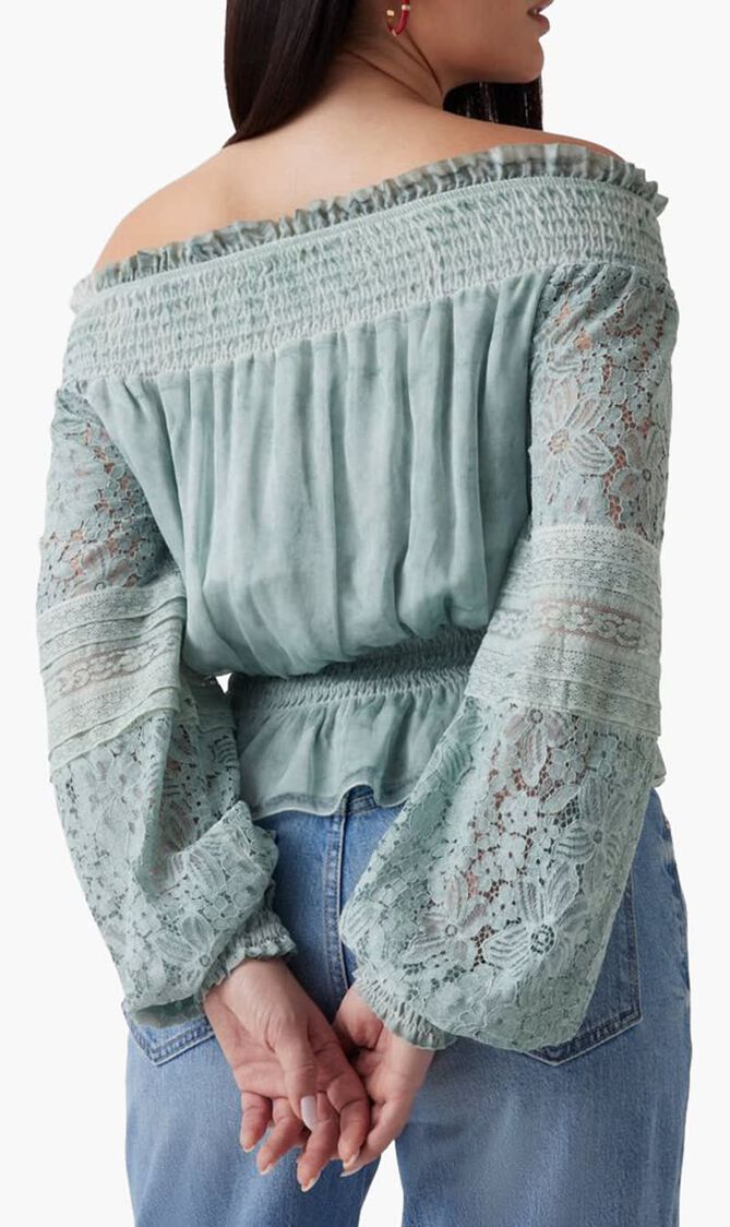 AUDREY OFF SHOULDER