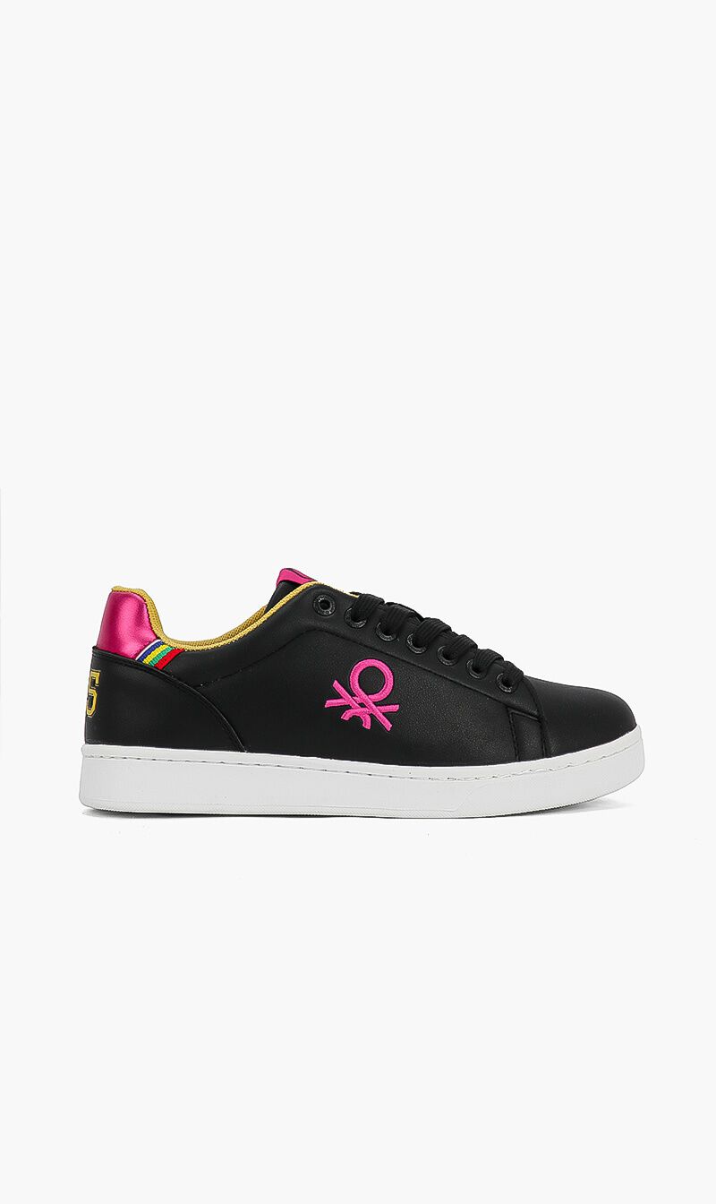 Date online sneakers outlet