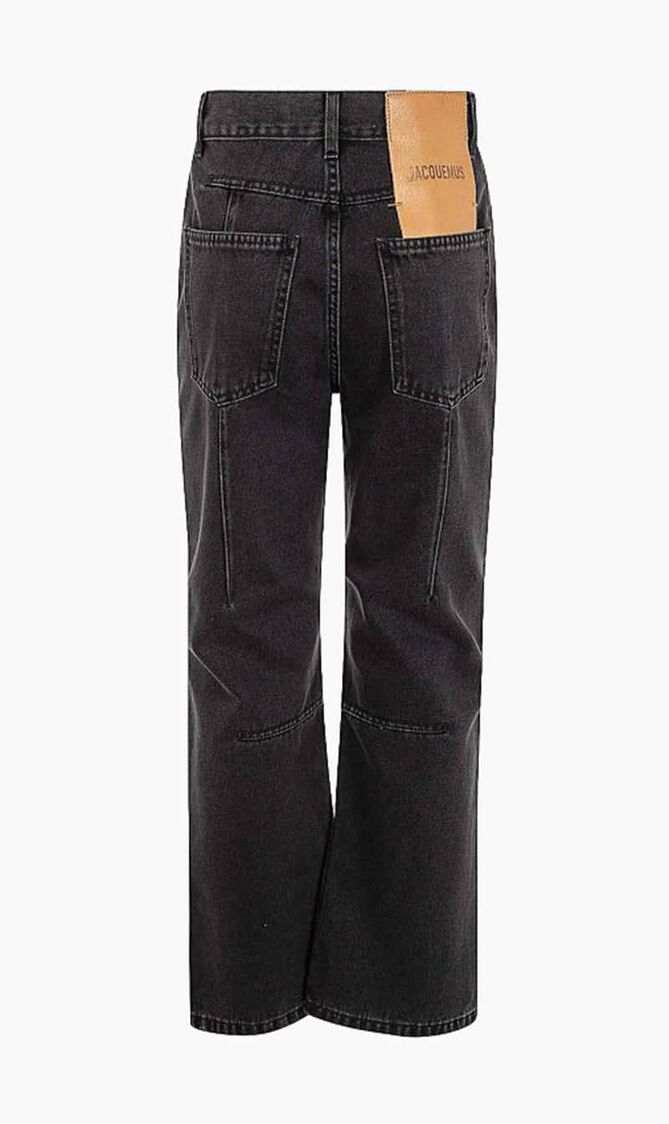 Le De-N&atilde;žmes Court