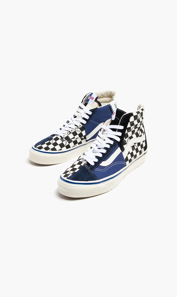 Premium Clash the Wall Sneakers