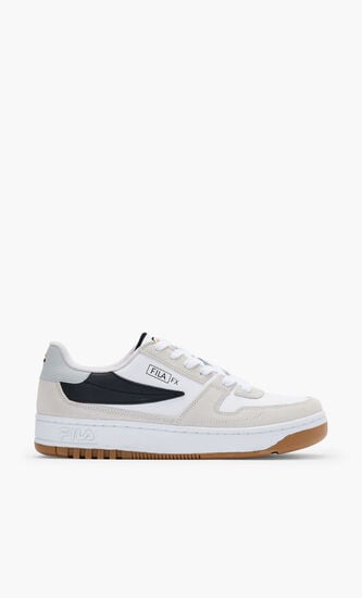 Basketball Low Sneakers