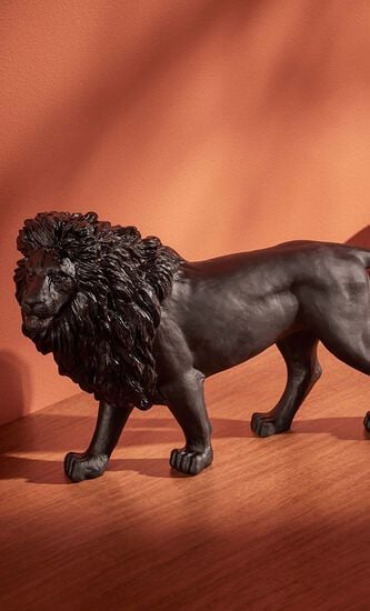 Sand Lion Sculpture Small Black Limited Edition