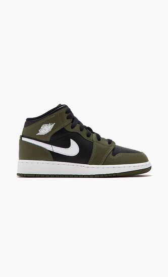 Air Jordan 1 Mid Bg