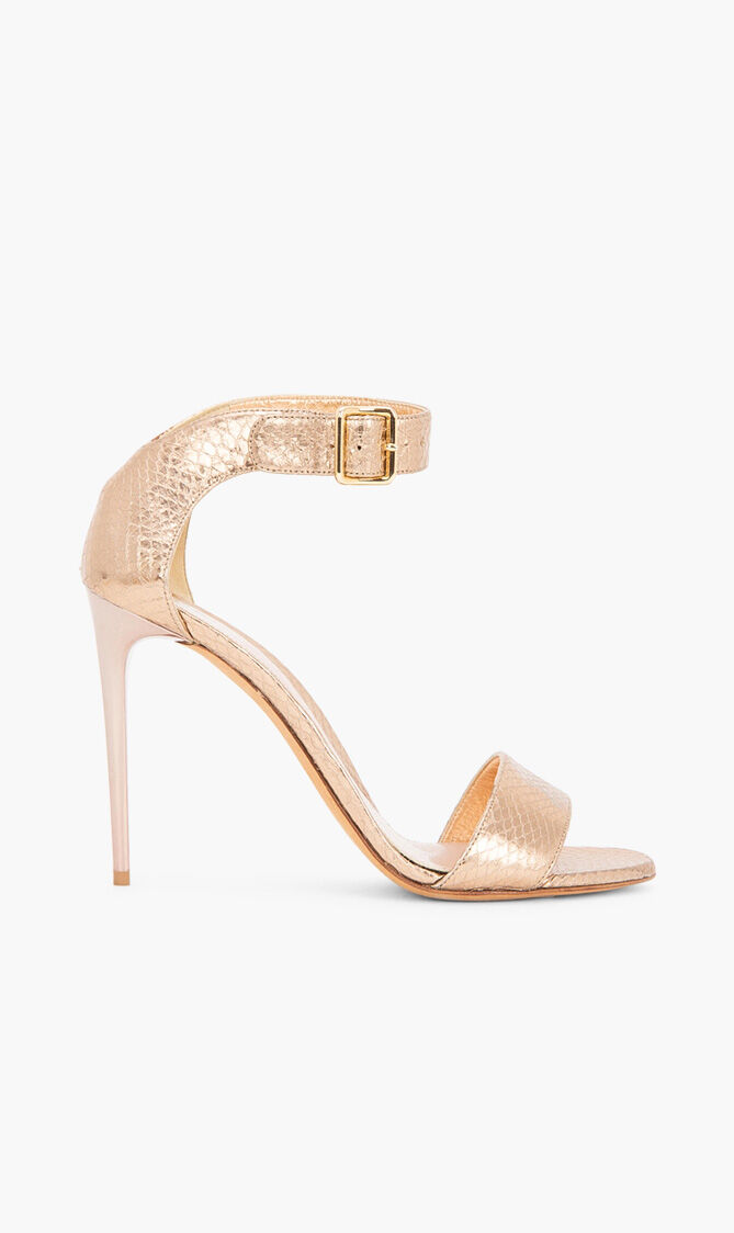 mcqueen outlet online