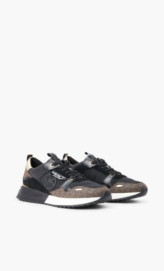 THEO TRAINER