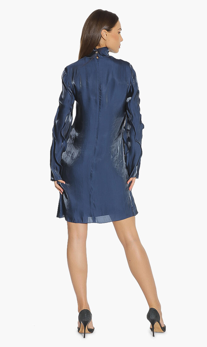 فستان قصير بتصميم مموج