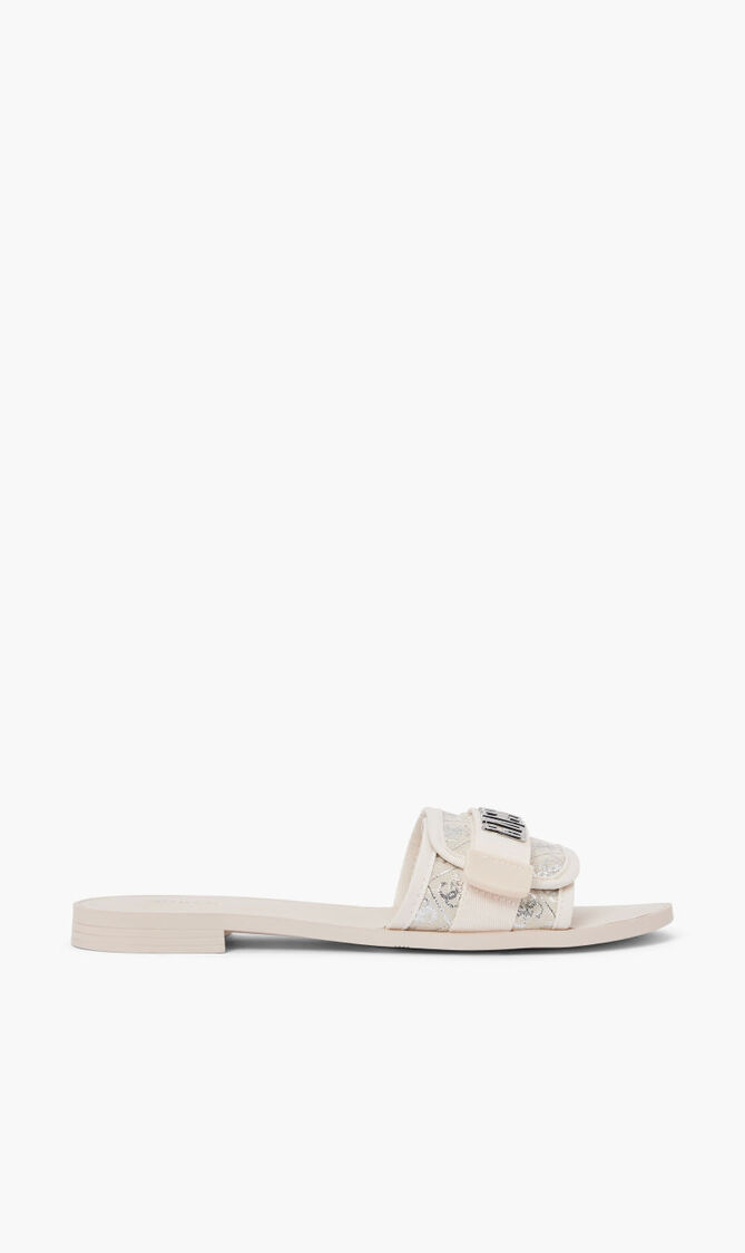 4G EMBROIDERY FLAT SANDAL