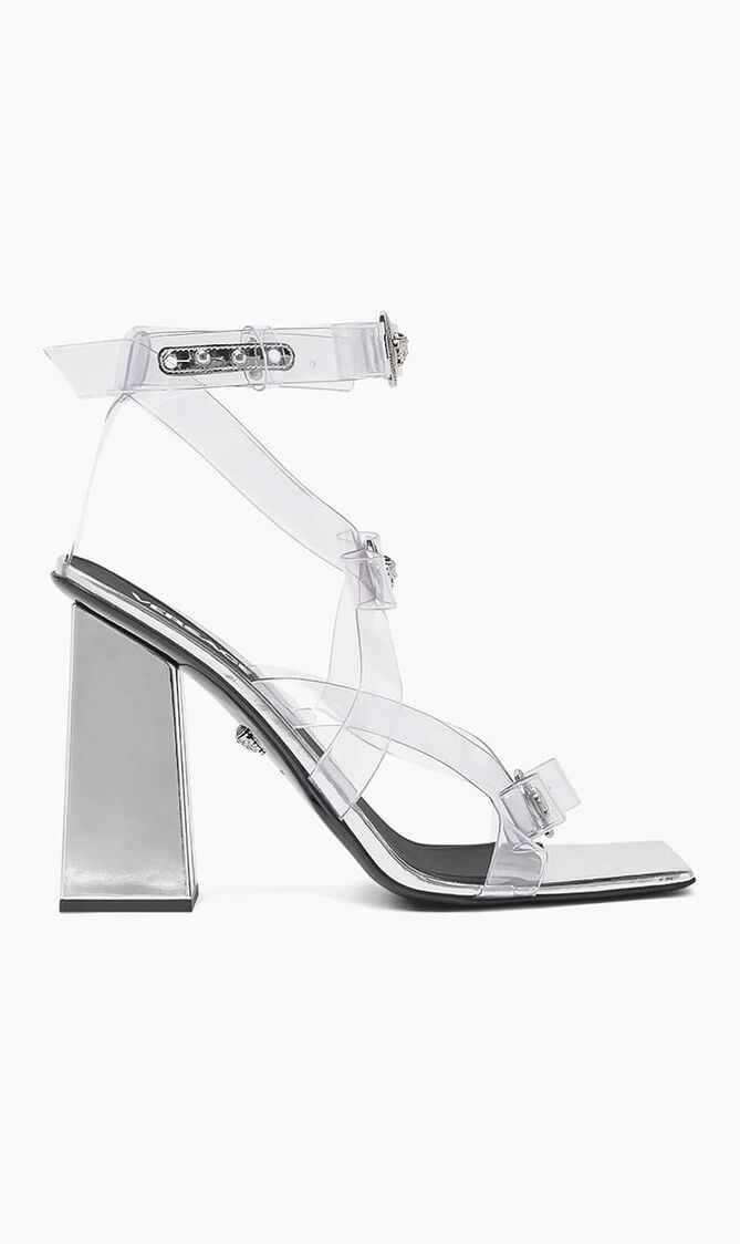 Medusa Bow Detailed Sandals
