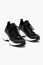 Zuma Sneakers