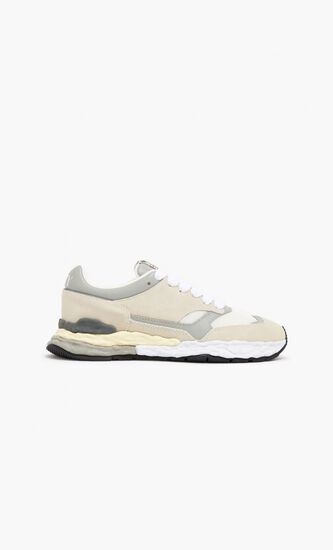 George Sneakers
