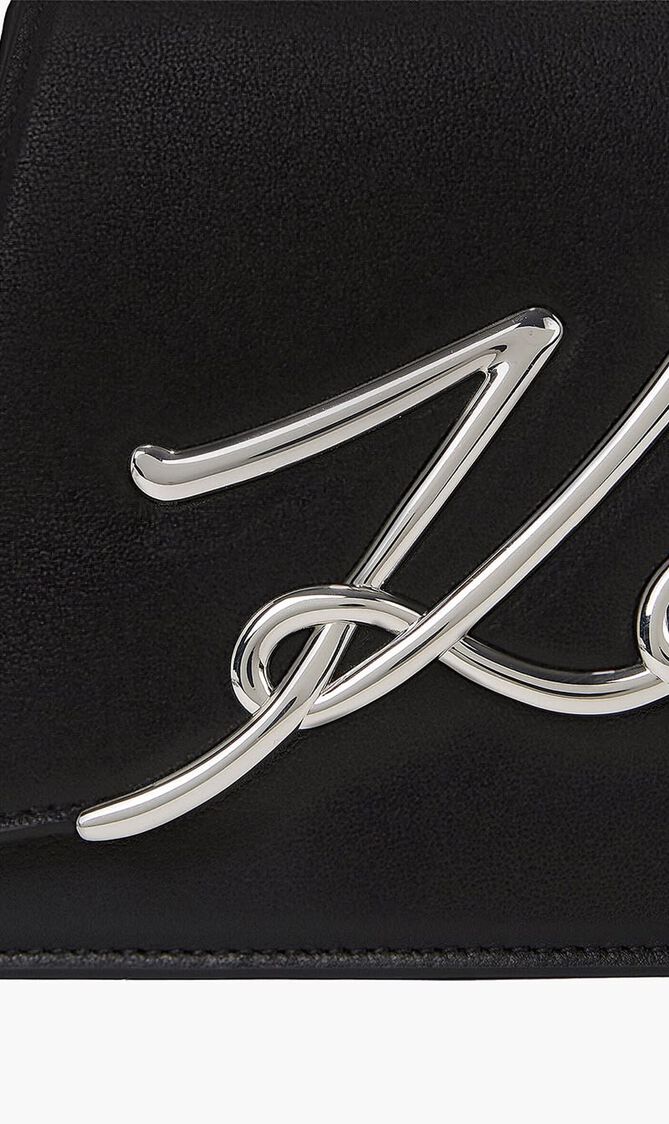 Signature 2.0 Medium Crossbody Bag