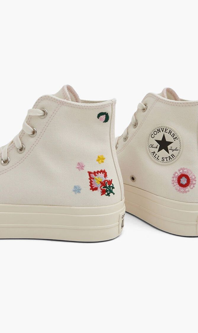 Chuck Taylor All Star Lift Sneakers