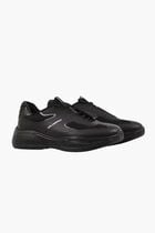 Vesta Sneakers