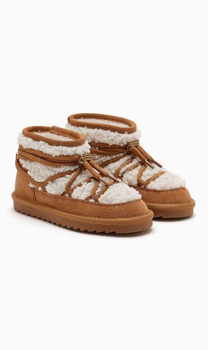 WINTER BOOT LACED