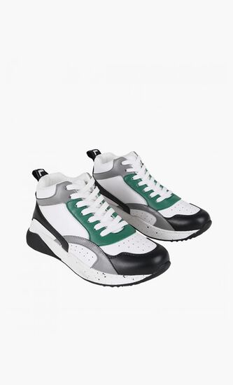 TRAINERS