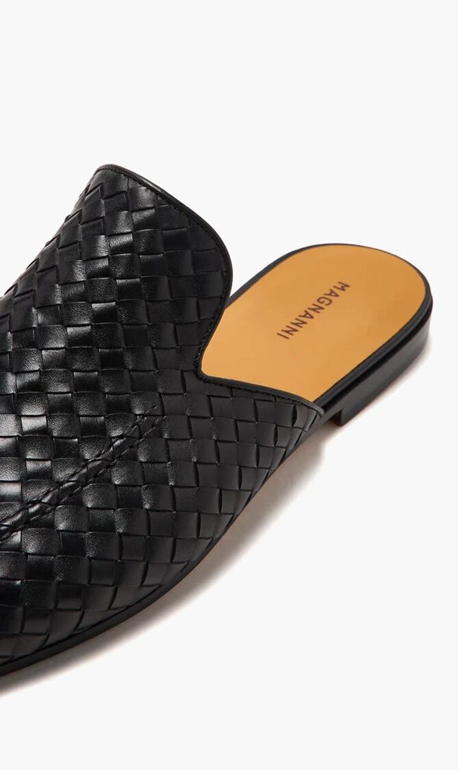 Woven leather slippers