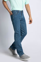 بنطال جينز بتصميم كاجوال بنطال جينز بتصميم كاجوال