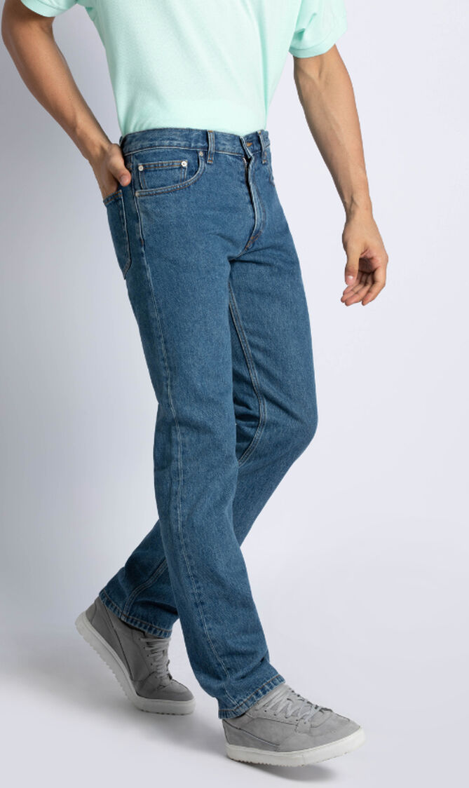 بنطال جينز بتصميم كاجوال بنطال جينز بتصميم كاجوال