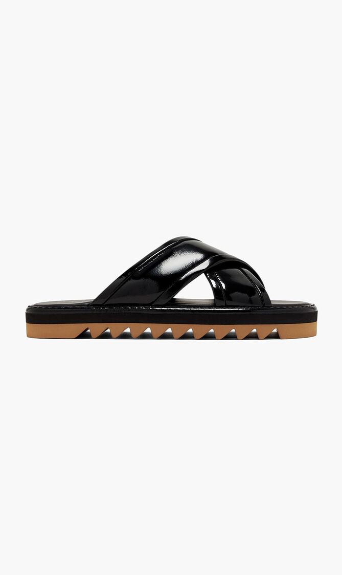 Sneak-Elyse Twisted Sandals