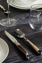 طقم من سكاكين المائدة بمقابض من قرون الغزال - 6 سكاكين