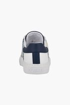 Loven Sneakers