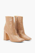 AVP TABI CHAMOIS ANKLE BOOT