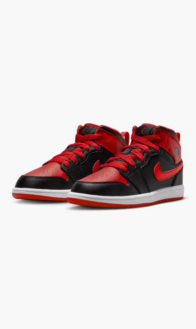 Jordan 1 Mid Sneakers