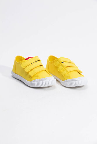 حذاء رياضي بدرجة لون Yellow Empire من  Nationale PS Sport 