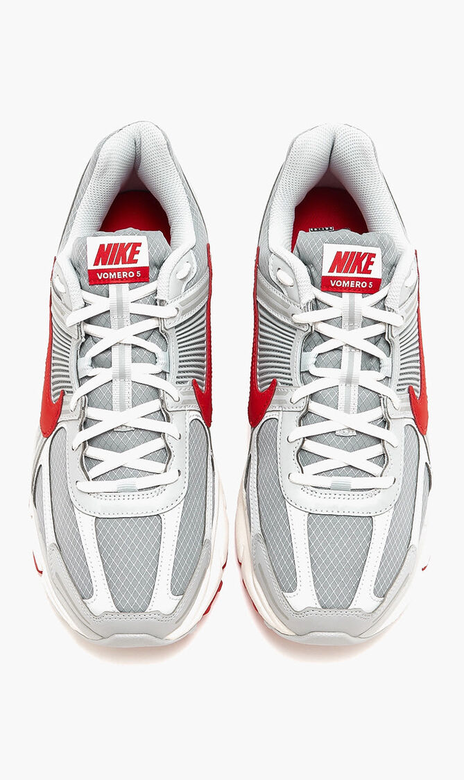 Zoom Vomero 5 SE Sneakers