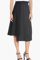 تنورة بكسرات