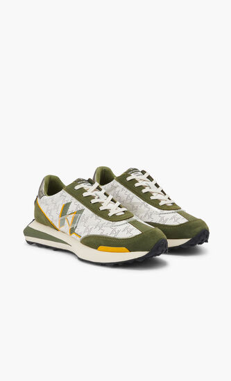 Insignia Sneakers