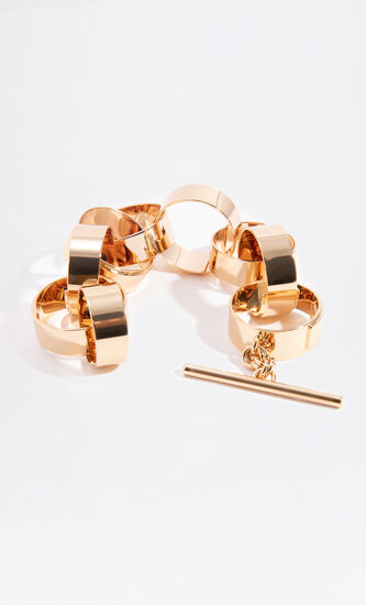 سوار كبير على شكل دائري ذو حلقات متشابكة