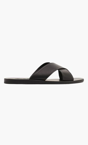 Little Thais Sandals