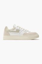 Pearl S Strike Sneakers