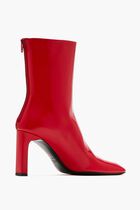 GLOSSY LEATHER BOOTS